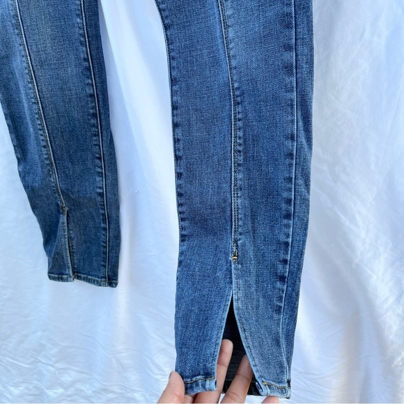 GOOD AMERICAN | GOOD WAIST FRONT SEAM PINTUCK JEANS SLIT ANKLE BLUE SIZE 10/30 - Picture 6 of 7